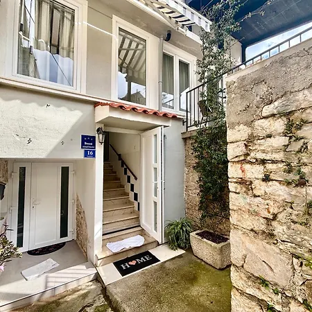 Apartment Pietra Storica