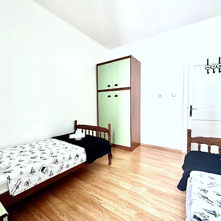 Pietra Storica Apartment Tkon