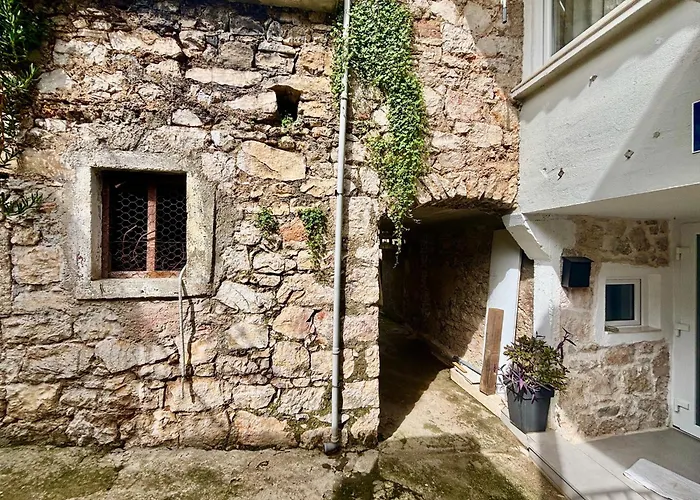 Appartement Pietra Storica Tkon