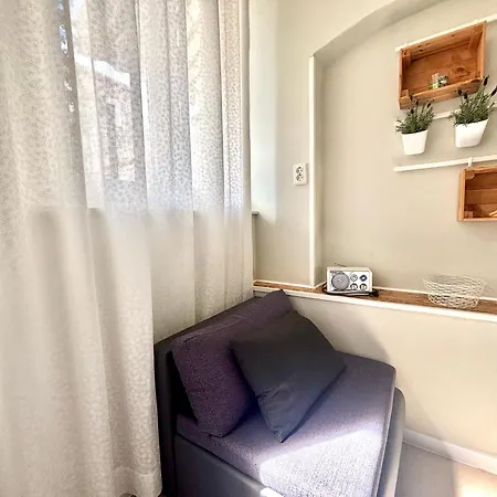 Apartamento Pietra Storica Tkon